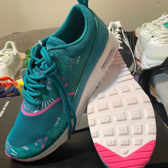 Nike Air Max Thea Print /Rio Teal-Pink Blast Women Shoe size 7 brand New No Box - Picture 8 of 8